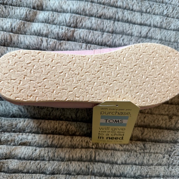 TOMS Women's Pink Slip-On Shoes - Picture 3 of 3